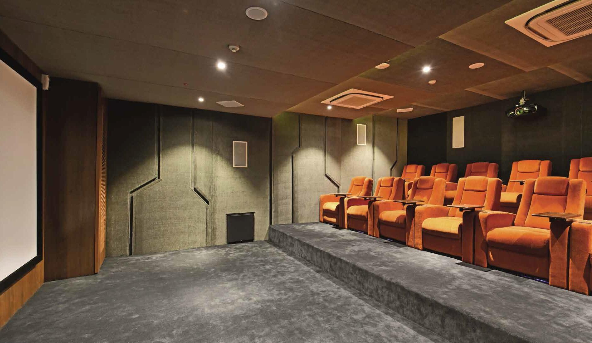 9owdufv_1758181518_648938547_optOrig