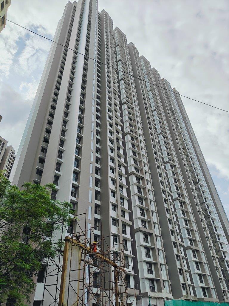 wuamh6i_1740489128_572657835_optOrig