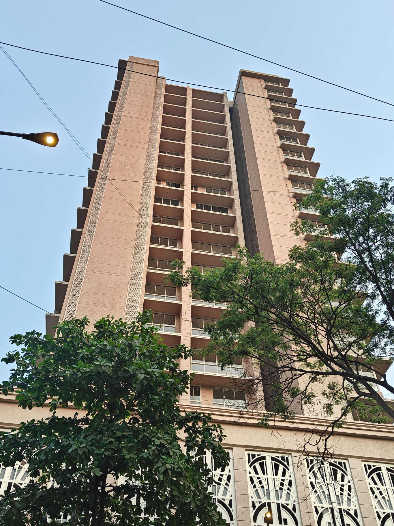 zruampc_1742456612_578951899_optOrig